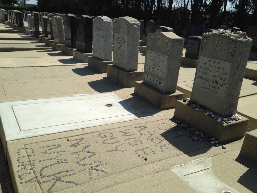 CURLY GRAVE